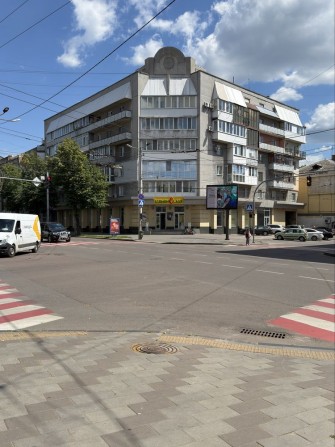 Продаж ексклюзивної 2 к квартири в центрі міста - фото 1
