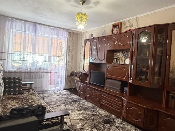 Продам 1 кімнатну квартику Критий ринок Кропивницький
