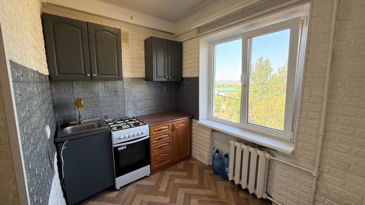 Продам 1 комнатную квартиру район "Старого парка" - фото 1