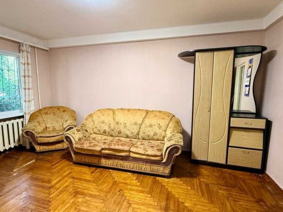 Продам 2х комнатную квартиру ул. Магара Запорожье