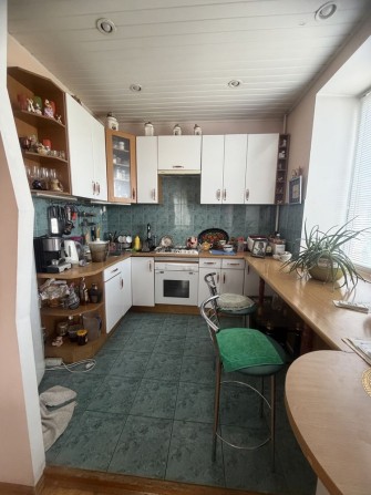 Продажа 3 комнатной квартиры студии пл. Запорожская - фото 1