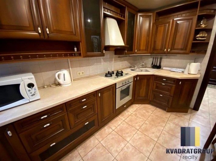 Продаж 2к квартири на Гагаріна Проспект Науки - фото 1