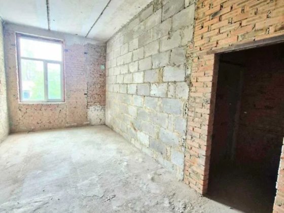 Продам дворівневу квартиру вільного планування на Новомиколаївці. Кропивницкий