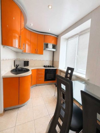 Продам 3к.квартиру 69 м²  О.Поля (верх Кирова)!Славутич!Безнал! - фото 1