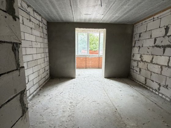 Продаж великої 1 кімнатної квартири на низькому поверсі Житомир