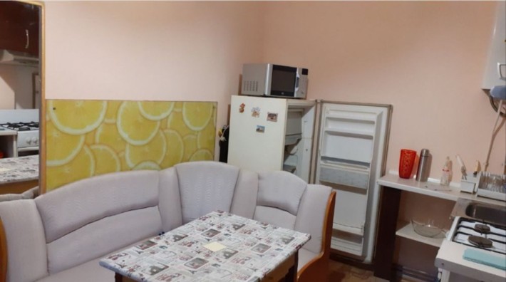 Продаж 1 кімнатної квартири в самому центрі Львова, поруч Оперний театр і ТЦ Форум. - фото 1