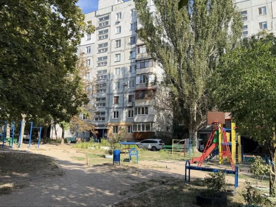 Продаж 3-кімн кв по вул Героїв Крут ( 12 квітня) Запорожье
