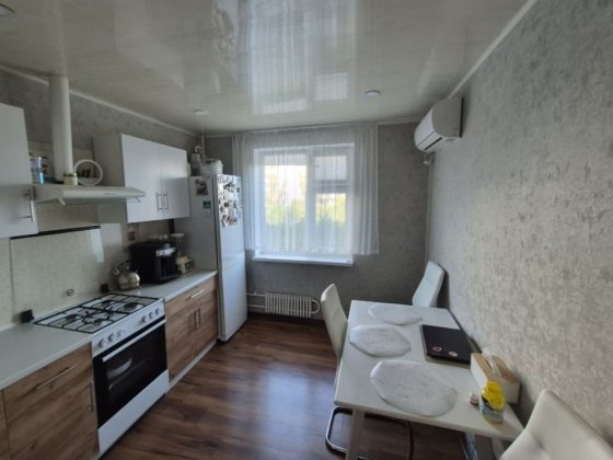 Продается 2х комнатная квартира, 4/10 этаж, ул. Рубана Запорожье