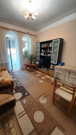 Продам 2-к полнометражную квартиру, Днепровский район, пр. Металлургов - фото 1
