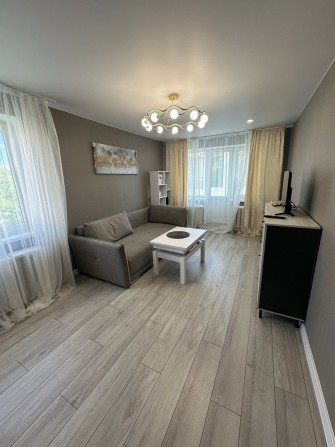 Продаж чудової 2-кімнатної квартири в центрі міста - фото 1