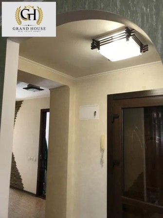Продам крупногабаритну 3 кімнатну на вулиці Кропивницького - фото 1