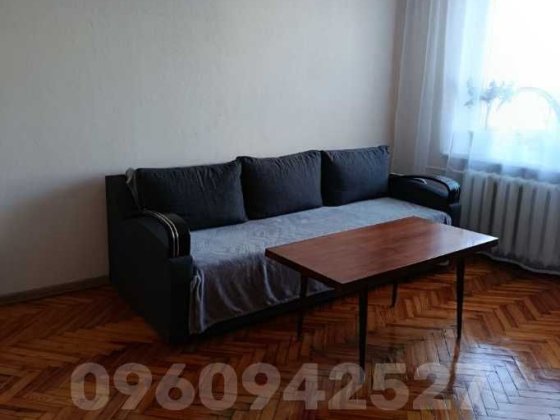 Продам 2х кімнатну квартиру біля 5 лікарні Запорожье