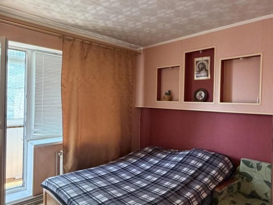 Продам 3 кімнатну квартиру на Жадова Кропивницький
