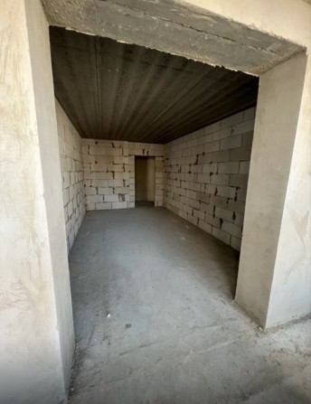 Продаж 1 кімнатної квартири | 50 м.кв | вигляд  в двір комплексу - фото 1