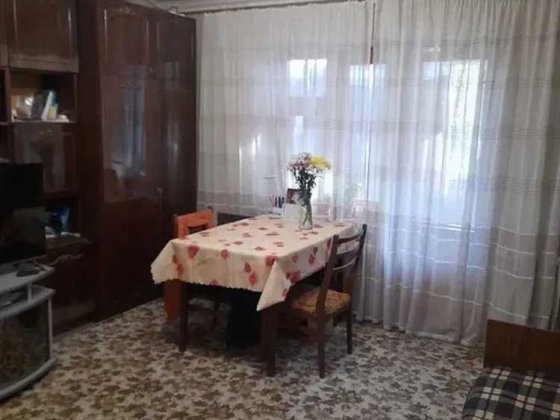 Продам 1 комнатную квартиру на Калиновой Днепр