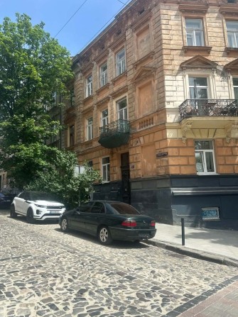 Продам 2-кімнатну квартиру по вул.Кирила та Мефодія, поруч Стрийський парк та ринок - фото 1