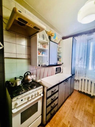 Продам 2-ком квартиру на ж/м Парус - фото 1