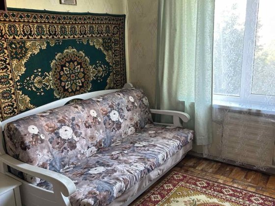 Продам 3-ю квартиру ул. Светлая 6 этаж. Запорожье