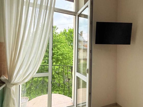 Продаж 3 кімнатної квартири вул. Кирила і Мефодія Львов