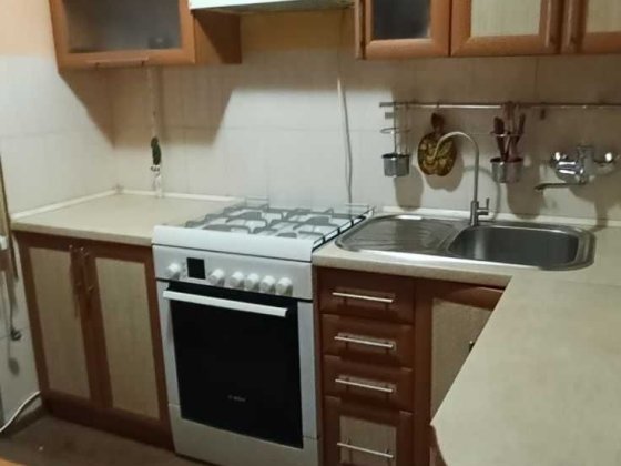 продам двухкомнатную квартиру,ул. Демократическая Запорожье