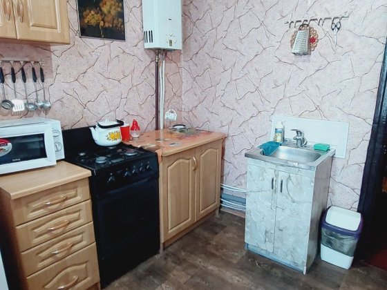 Продам 2-х кімнатну квартиру на пр. Мануйловський 5. Днепр