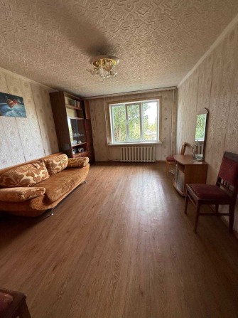 Продам 3 кімнатну квартиру на Таїрова Київський ринок середній поверх - фото 1