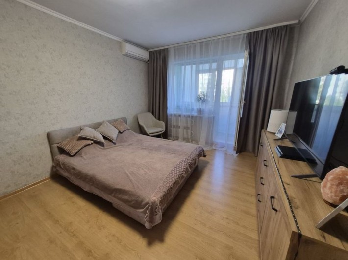 Срочная продажа 2 ком. кв с техникой и мебелью Цена снижена . . Ул Рубана - фото 1