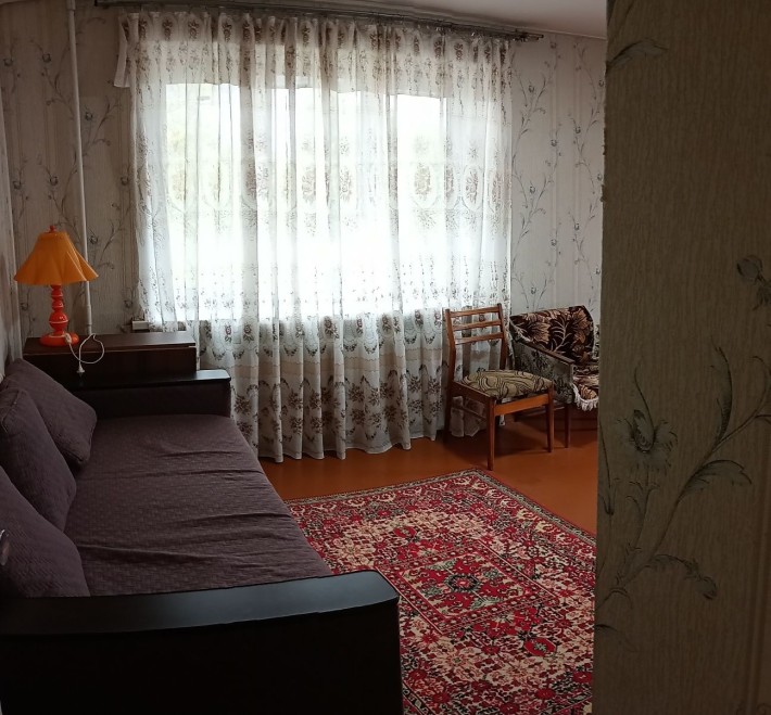 Продам 2х ком. кв - ру, Правый берег, ул. Счастливая на 5 этаже девятиэтажного кирпичного дома - фото 1