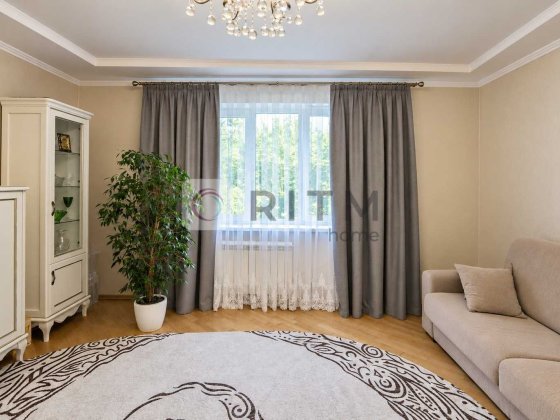 Продаж 3-кімнатної квартири з ремонтом біля Сихівського парку, вул. Скрипника Львов