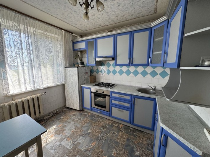 Продам 2 к.квартиру. ПГУ, 5 пов/9 пов - фото 1