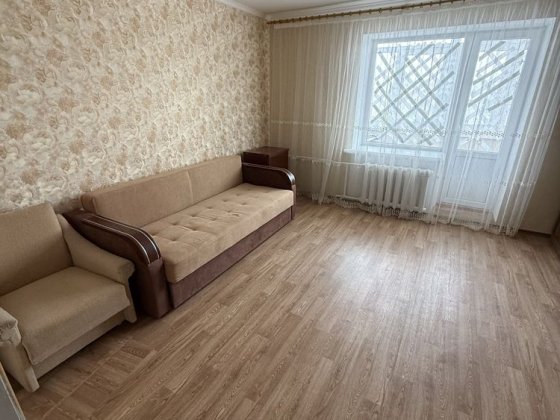 В продажу 3-ох кімнатна квартира. Район : 13 лінія Николаев