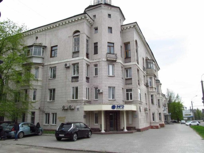 Продается 4-х комн. квартира на Металлургов 103 кв. м. - фото 1