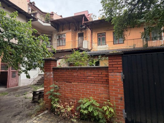 Продаж двох рівневої 3 кімнатної квартири  вул. Героїв Упа Львов