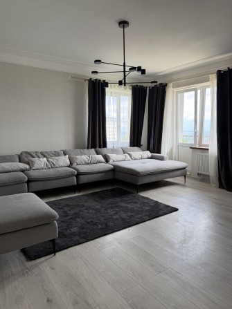 Продається 2 кім. Квартира з виглядом на місто - фото 1