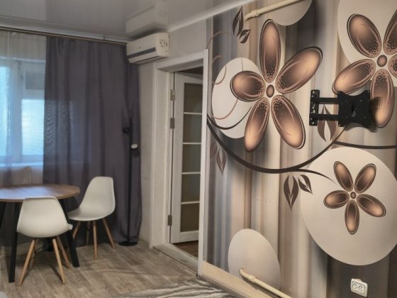 продам жилкоп в самому центрі міста Николаев