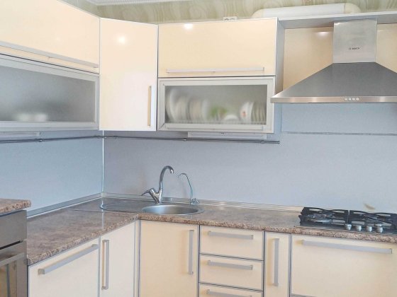 продам 3 кімнатну квартиру вул. В.Українця Запорожье