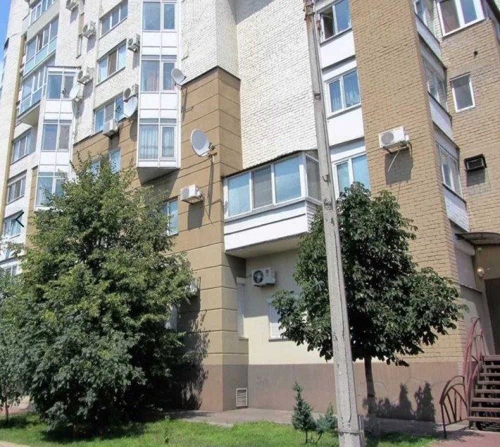 Продается 2-х комн. квартира на Гагарина в кирпичном доме - фото 1