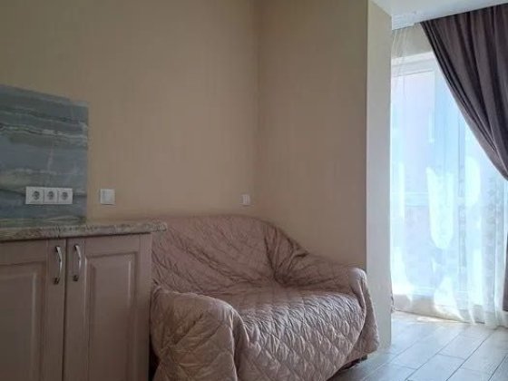 ПРОДАМ СРОЧНО! 1 комн. квартиру 43 м² на Сахарова в закрытом комплексе ПОДАРОК -  инвертор - ГОСПРОГ Одеса