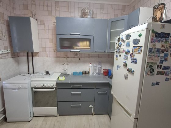 Продам 1ком.кв.ул.Бульвар Строителей  Хортицкой 15 мкрн СРОЧНО Запорожье
