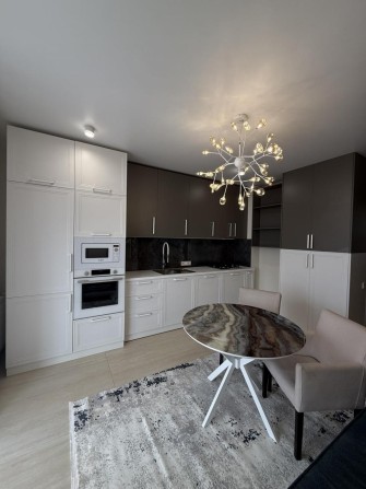 Продаж / Квартира / вул. Навроцького В., Сихівський район, Львів - фото 1