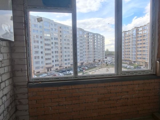 ЖК ,,Лазурный,, Продажа 1 к.кв Харків