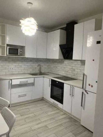 Продам 1 комн квартиру 3 этаж 40м2 Ремонт Укомплектована Новострой ЖК Мира-4 - фото 1