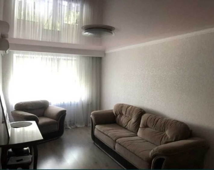 Продам 2х комнатную кв-ру, на пр.Добровольского - фото 1
