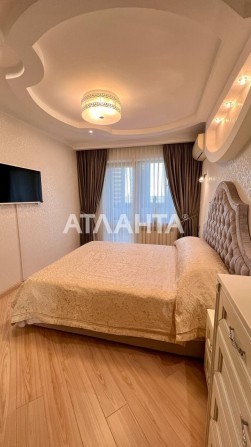 Продам 2х.комнатную сотовый проект на Ак.Королева. Евроремонт. Парковка в подарок! - фото 1