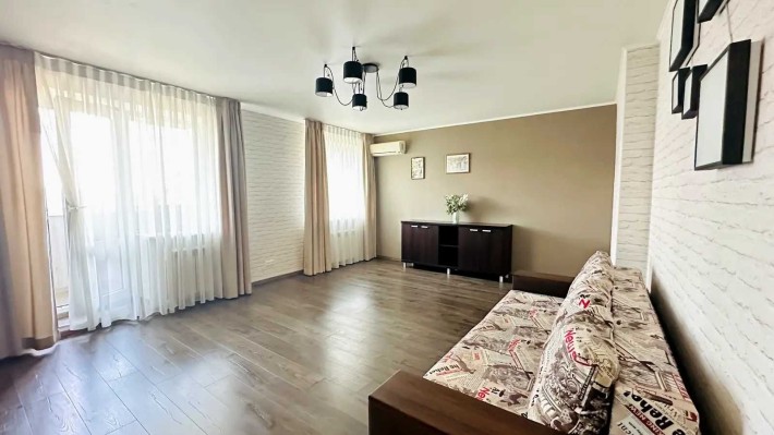 Продам ВЛАСНУ 3-кімнатну квартиру Черемушки/Олексія Вадатурського - фото 1