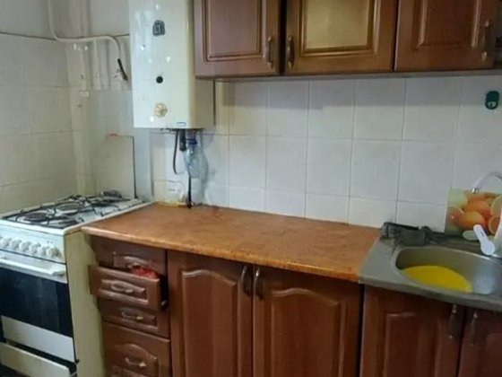 Продаєтся 2х.к  Проспект Центральний  Водопровідна Николаев