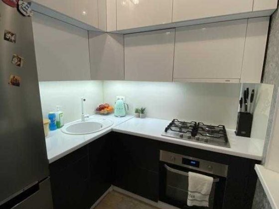 Продается 2 ком 4/12 метро Студенческая, Салтівка Харків