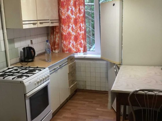 Продажа 3-х к. квартиры на 2 этаже в центре Корабельного района Николаев