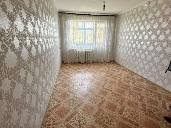 Продам 3кімнатну квартиру на Площі Перемоги Николаев