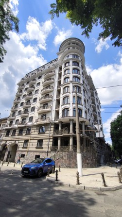 Патриций, клубный дом у парка Шевченко. 2 спальни и кухня-гостиная. Квартира с котлом, ремонтом и ме - фото 1